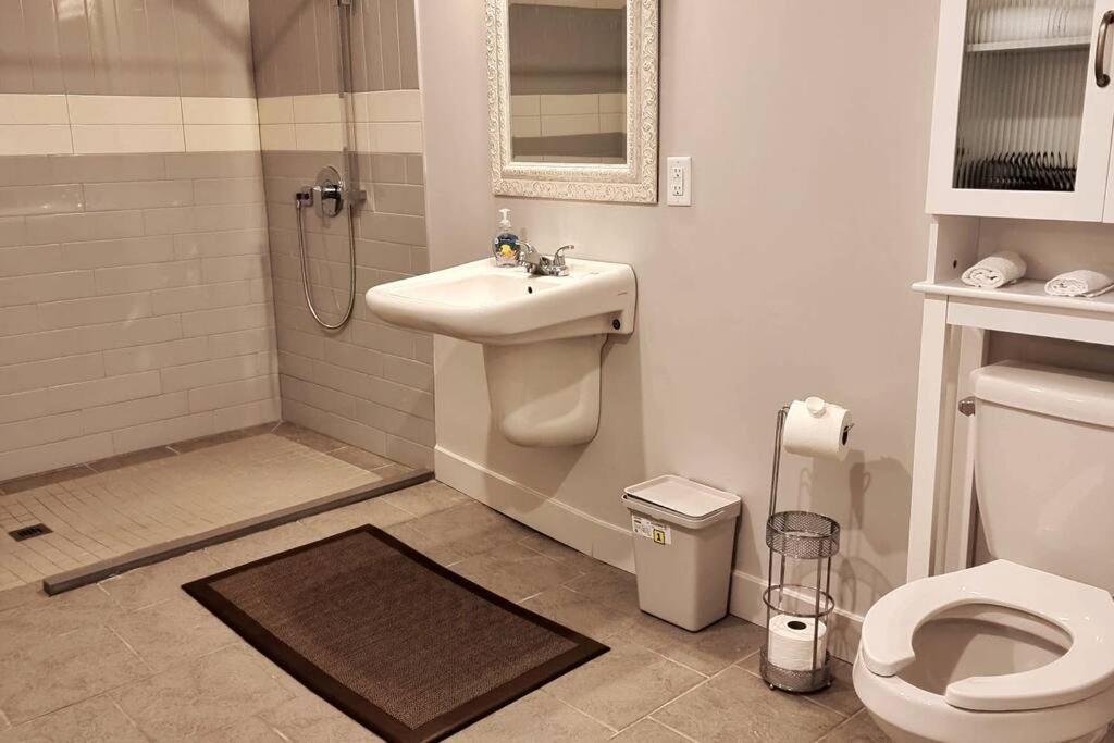 Cozy Spacious 1-Bdr Studio #8. Free Parking Гатино Екстериор снимка